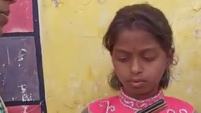 Vaishnavi also highlighted that it was not possible for her to afford an auto-rickshaw to go to school. She said that her father passed away due to Covid-19 during the first wave and her mother runs the family on a meagre income. (Twitter/ @tsrtcmdoffice)