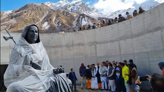 Uttarakhand chief minister Pushkar Singh Dhami inspecting the statue Adi Guru Shankaracharya, in Kedarnath, on Wednesday. (HT Photo/Rajeev Kala)