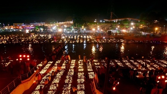 On the occasion of Deepotsav, out of 12 lakh diyas, 9,51,000 earthen lamps were lit on the bank of the Saryu river in Ayodhya. (HT Photo)