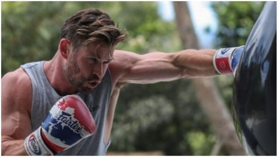 Chris Hemsworth is punching his ‘way through jet lag,’ like this…(Instagram/@chrishemsworth)