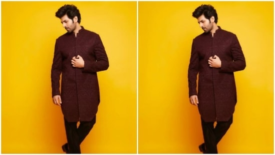 Kartik played muse to fashion designer Kunal Rawal and decked up in an ethnic ensemble from the designerās wardrobe.(Instagram/@kartikaaryan)