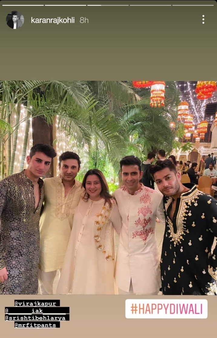 Ibrahim Ali Khan posed with others at the Diwali bash.