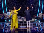 Katrina Kaif teaches Amitabh Bachchan the steps of Tip Tip Barsa Paani on KBC 13. Katrina Kaif teaches Amitabh Bachchan the steps of Tip Tip Barsa Paani on KBC 13.