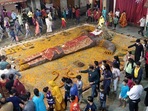 Agra: Devotees during Govardhan Puja celebrations at the Sanatan Dharma temple, in Agra, Friday.(PTI) Agra: Devotees during Govardhan Puja celebrations at the Sanatan Dharma temple, in Agra, Friday.(PTI)