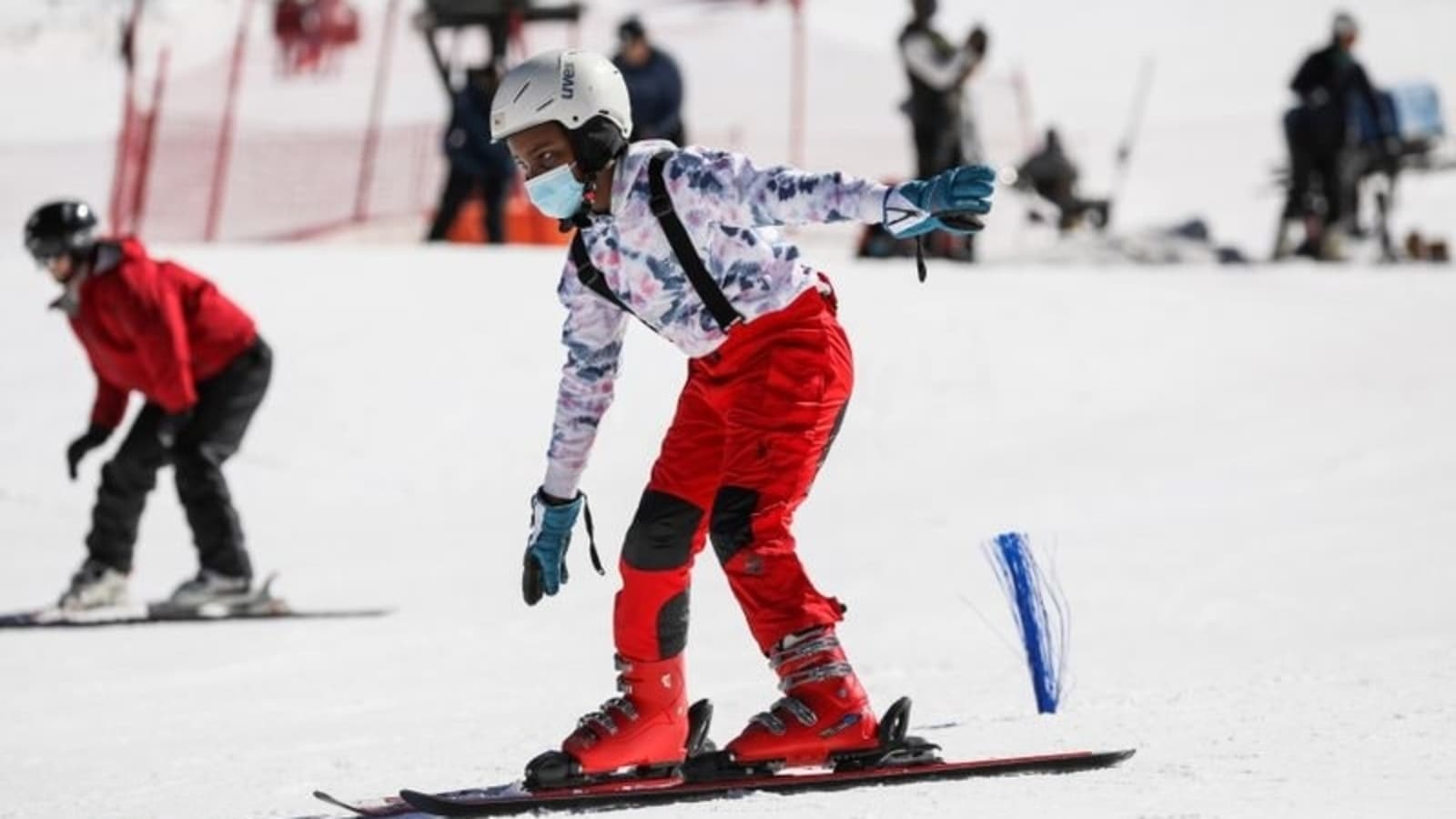 Ski Tourism Is Heading Downhill Because Of Climate Change Says New Study Travel Hindustan Times