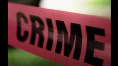 An elderly woman’s gold earrings were snatched from outside her house in Maloya. (AFP Photo/ Representational image)