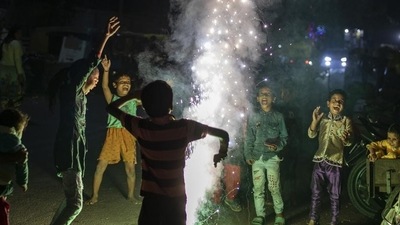 Children play with firecrackers during Diwali celebrations in New Delhi, India on Thursday. Delhi’s fire department received 152 calls on Diwali over fire-related incidents. (AP) Children play with firecrackers during Diwali celebrations in New Delhi, India on Thursday. Delhi’s fire department received 152 calls on Diwali over fire-related incidents. (AP)