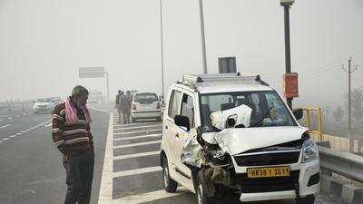 Ghaziabad, India - November 05, 2021: A view of the accident site where 40 vehicles collided due to poor visibility, near Noorpur Chittor Didwari, in Ghaziabad, India, on Friday, November 05, 2021. (Photo by Sakib Ali /Hindustan Times) Ghaziabad, India - November 05, 2021: A view of the accident site where 40 vehicles collided due to poor visibility, near Noorpur Chittor Didwari, in Ghaziabad, India, on Friday, November 05, 2021. (Photo by Sakib Ali /Hindustan Times)