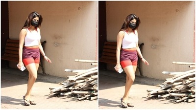 She paired it with a pair of pink and blue gym shorts. (HT Photos/Varinder Chawla) She paired it with a pair of pink and blue gym shorts. (HT Photos/Varinder Chawla)
