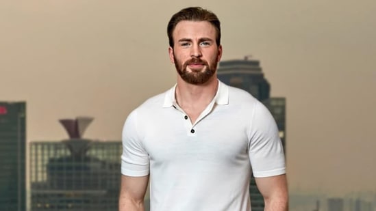 Chris Evans awarded title of the 2021 ‘Sexiest Man Alive’.