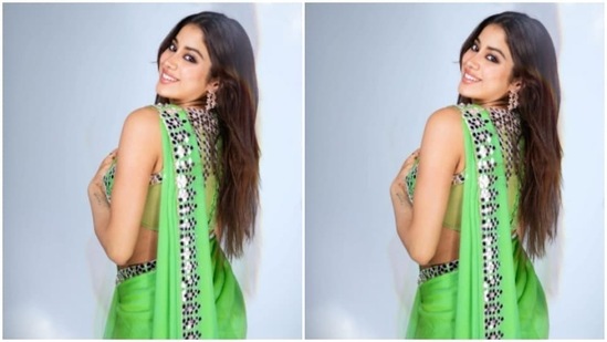 Janhvi chose a soft green saree from fashion designer Manish Malhotra’s wardrobe.(Instagram/@janhvikapoor)