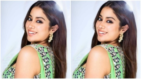 Janhvi paired it with a sleeveless blouse of the same colour, as she posed for the cameras.(Instagram/@janhvikapoor)