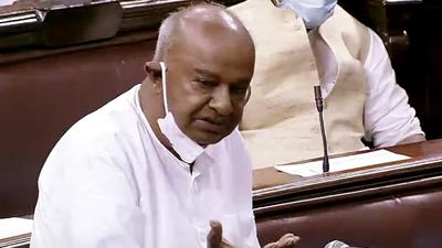 Former prime minister H D Deve Gowda congratulated Prime Minister Narendra Modi for his ‘dedication’ to transform Kedarnath following the unveiling of Adi Shankaracharya’s statue. (ANI)