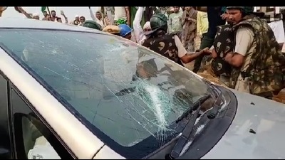 An FIR was lodged against 63 persons under Sections 147, 149, 148, 341, 186, 353, 427 and 120-B of the IPC for allegedly vandalising MP Jangra’s car at Narnaund on Friday. (HT File) An FIR was lodged against 63 persons under Sections 147, 149, 148, 341, 186, 353, 427 and 120-B of the IPC for allegedly vandalising MP Jangra’s car at Narnaund on Friday. (HT File)