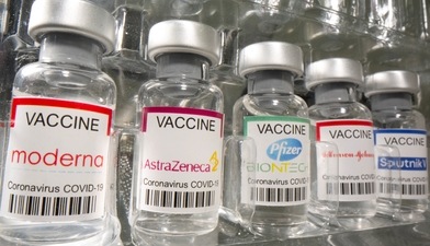 The health ministry said that 78.7% of India's adult population received at least one dose of the Covid-19 vaccine. Among all the states and Union Territories, nine of them have administered the first dose to all its 18-plus age group population. (Reuters/Representative Photo)
