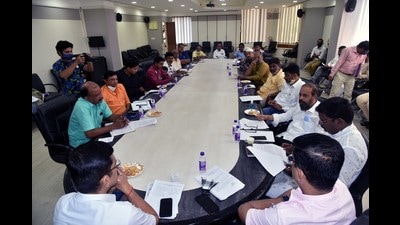 The Kalyan Dombivli Municipal Corporation officials and political leaders meet regarding updating of voters and getting them registered in Kalyan earlier this week. (Rishikesh Choudhary/HT PHOTO) The Kalyan Dombivli Municipal Corporation officials and political leaders meet regarding updating of voters and getting them registered in Kalyan earlier this week. (Rishikesh Choudhary/HT PHOTO)