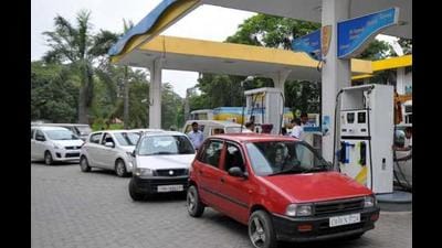 The president of the Punjab Petroleum Dealers Association said they have decided to defer their protest till the matter is decided by the state cabinet. (HT File Photo/ Representational image)