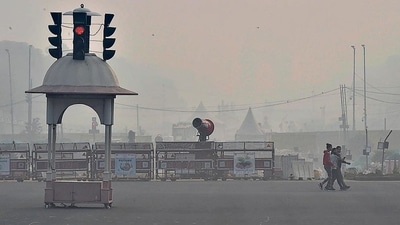 An anti smog gun installed at Rajghat in New Delhi, India, on Saturday morning , November 6, 2021. (Photo by Arvind Yadav/ Hindustan Times) An anti smog gun installed at Rajghat in New Delhi, India, on Saturday morning , November 6, 2021. (Photo by Arvind Yadav/ Hindustan Times)