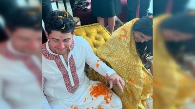 Priyanka Chopra and Nick Jonas also performed rituals and seek the blessings of Goddess Mahalakshmi. (Instagram/@priyankachopra) Priyanka Chopra and Nick Jonas also performed rituals and seek the blessings of Goddess Mahalakshmi. (Instagram/@priyankachopra)