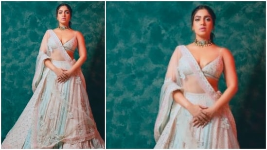Bhumi Pednekar opted for a low neckline strappy sequins blouse along with the lehenga for her Diwali 2021 look.(Instagram/@bhumipednekar)