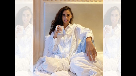 Hasleen Kaur poses exclusively for this HT Brunch column; Location courtesy: Holiday Inn Amritsar Ranjit Avenue