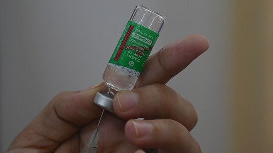 Director-general of the Indian Council of Medical Research (ICMR) Balram Bhargava had said that the immunisation programme should rather focus on administering two doses to all eligible populations than booster doses.(AFP | Representational image)