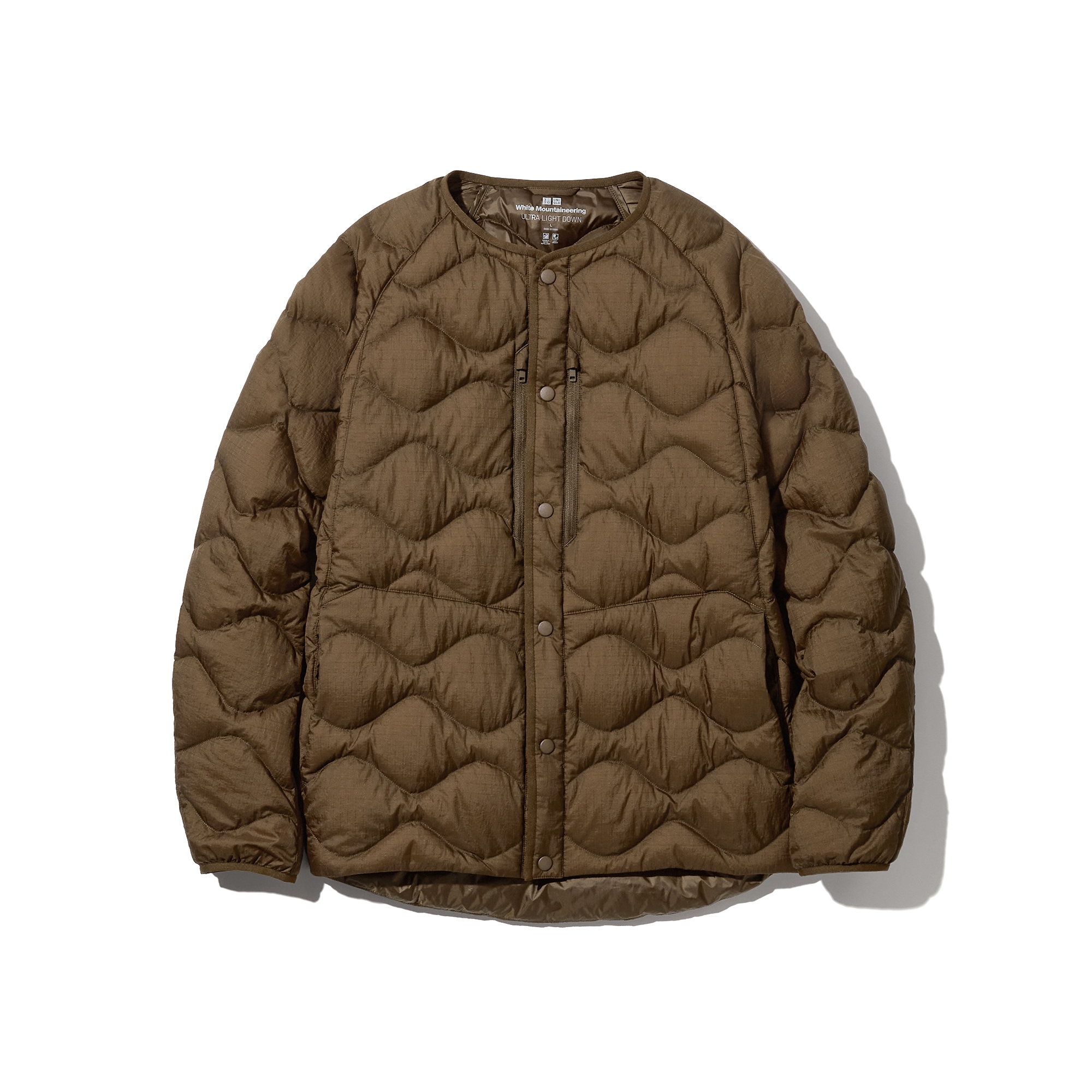 Available in brown and black, they pair well with a pair of jeans, trousers or even joggers or sweatpants Available in brown and black, they pair well with a pair of jeans, trousers or even joggers or sweatpants