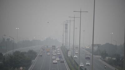 A weather bulletin issued on Sunday evening by the Air Quality Early Warning System for Delhi-NCR stated that the air quality over the region is likely to improve over the next five days but remain in the “very poor” category, with PM2.5 as the primary pollutant. (Praveen Kumar/HT Photo) A weather bulletin issued on Sunday evening by the Air Quality Early Warning System for Delhi-NCR stated that the air quality over the region is likely to improve over the next five days but remain in the “very poor” category, with PM2.5 as the primary pollutant. (Praveen Kumar/HT Photo)