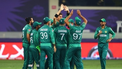 Pakistan team celebrates during their clash against India&nbsp; (TWITTER)
