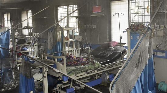 Ahmednagar: Charred remains at the ICU of Civil Hospital after a fire broke out, in Ahmednagar, Saturday, Nov. 6, 2021. (PTI Photo)