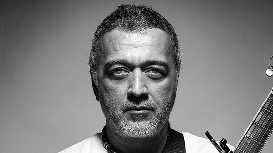 Singer Lucky Ali has just came back from London after meeting his son