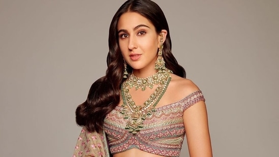 Sara Ali Khan is a royal princess in hand-painted raw silk lehenga, see pics inside