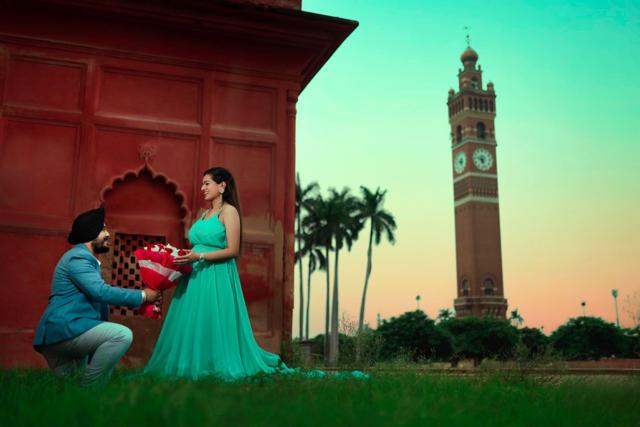 A pre-wedding shoot near Clock Tower, Lucknow (Amit Saheta) A pre-wedding shoot near Clock Tower, Lucknow (Amit Saheta)