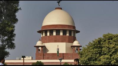 The issue is pending in the Supreme Court since August 9 when a bench issued notice to the Centre on a petition filed by Jacob Pulayil, a former member of the National Technical Advisory Group on Immunization – the apex body on immunization. (Burhaan Kinu/HT file photo) The issue is pending in the Supreme Court since August 9 when a bench issued notice to the Centre on a petition filed by Jacob Pulayil, a former member of the National Technical Advisory Group on Immunization – the apex body on immunization. (Burhaan Kinu/HT file photo)