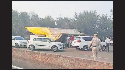Last month, a Faridkot court had issued production warrants against Ram Rahim in a case of sacrilege in 2015. The Punjab and Haryana high court, however, directed Punjab Police to grill Ram Rahim in Rohtak jail itself. (HT Photo) Last month, a Faridkot court had issued production warrants against Ram Rahim in a case of sacrilege in 2015. The Punjab and Haryana high court, however, directed Punjab Police to grill Ram Rahim in Rohtak jail itself. (HT Photo)