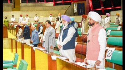 Punjab chief minister Charanjit Singh Channi and his cabinet colleagues during a special assembly session.