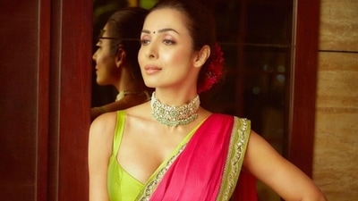 Malaika Arora's yoga pose will burn those extra post-Diwali calories, read all about it here Malaika Arora's yoga pose will burn those extra post-Diwali calories, read all about it here