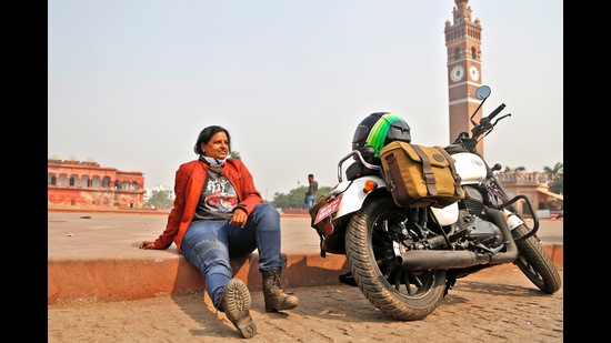 Jai Bharathi, 39, is touring India on her motorcycle since October 11 (HT Photo)