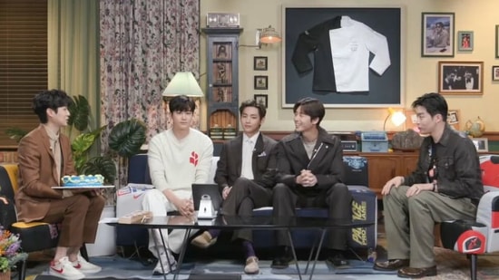 BTS singer V, Choi Woo-shik, Park Seo-joon, Park Hyung-sik and Peakboy form Wooga Squad.&nbsp;