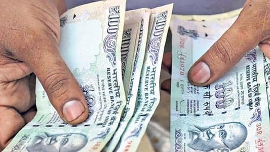 Research showed a perceptible decline in crime has been observed in states that had a higher number of Pradhan Mantri Jan-Dhan Yojana accounts, the SBI report said.(Representational image) Research showed a perceptible decline in crime has been observed in states that had a higher number of Pradhan Mantri Jan-Dhan Yojana accounts, the SBI report said.(Representational image)