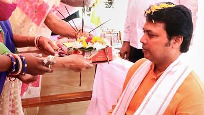 Chief minister Biplab Kumar Deb-led BJP has won uncontested 112 out of 334 seats across 20 municipal councils. Elections are due to be held on November 25; the votes will be counted three days later on November 28 (PTI) Chief minister Biplab Kumar Deb-led BJP has won uncontested 112 out of 334 seats across 20 municipal councils. Elections are due to be held on November 25; the votes will be counted three days later on November 28 (PTI)