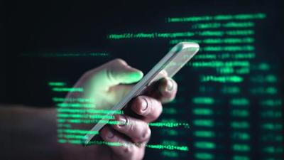 The Pune police are on the lookout for a group of people who duped a marketing professional of  ₹3 lakh, falsely promising huge returns on an investment (ROI) made in February. (Shutterstock (PIC FOR REPRESENTATION))