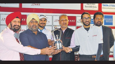Defending champion Karandeep Kochhar will take the field during the fourth edition of the Jeev Milkha Singh Invitational presented by TAKE Sports at the Chandigarh Golf Club on Thursday. (Keshav Singh/HT) Defending champion Karandeep Kochhar will take the field during the fourth edition of the Jeev Milkha Singh Invitational presented by TAKE Sports at the Chandigarh Golf Club on Thursday. (Keshav Singh/HT)