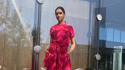 Deepika Padukone hosted a meet-and-greet with selected fans during her stay. Deepika Padukone hosted a meet-and-greet with selected fans during her stay.
