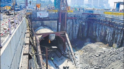 he navigation span under Coastal Road - Bandra Worli Sea Link interchange is sufficient, the Brihanmumbai Municipal Corporation (BMC) said on Monday. (HT PHOTO)