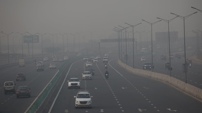 The overall air quality in the Delhi remained in the ‘severe’ category. (ANI Photo)