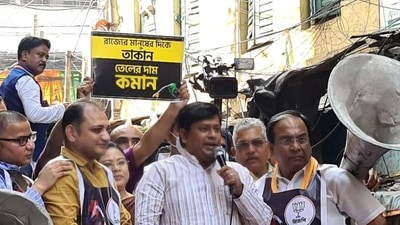 The Bengal BJP demanded that the state government should reduce the VAT on fuel after the Centre had slashed the excise duty on petroleum products. (Twitter/@DrSukantaBJP) The Bengal BJP demanded that the state government should reduce the VAT on fuel after the Centre had slashed the excise duty on petroleum products. (Twitter/@DrSukantaBJP)