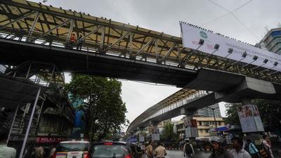 The skywalks in Mumbai were audited by the BMC committee after the Himalaya Bridge collapsed at CSMT in March 2019. BMC has proposed repairs of skywalks at western suburbs. The skywalks in Mumbai were audited by the BMC committee after the Himalaya Bridge collapsed at CSMT in March 2019. BMC has proposed repairs of skywalks at western suburbs.