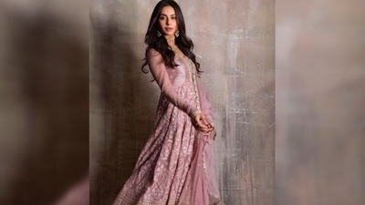 Rakul Preet swirls in this beautiful Anarkali set by Delhi based designer Bhumika Grover. (Instagram/@rakulpreet)