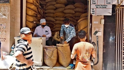 The Centre has moved SC against Delhi government’s doorstep ration scheme.&nbsp; (Raj K Raj/HT Archive)